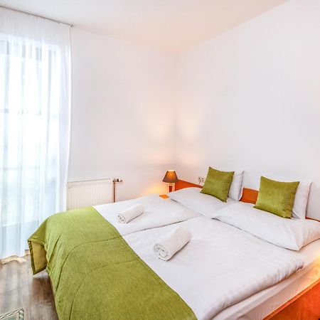 Szarvaskut Hotel Zirc Luaran gambar