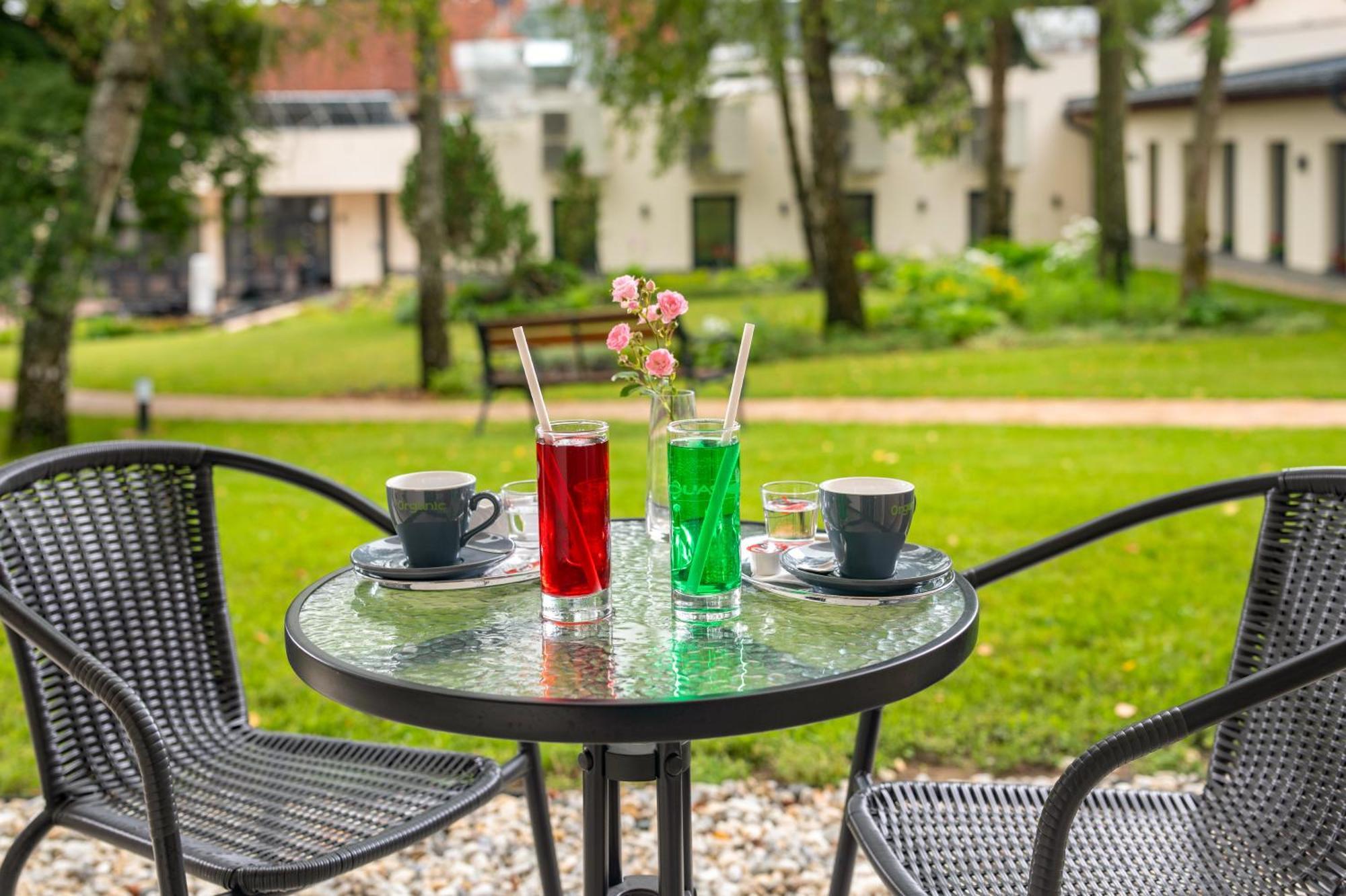 Szarvaskut Hotel Zirc Luaran gambar